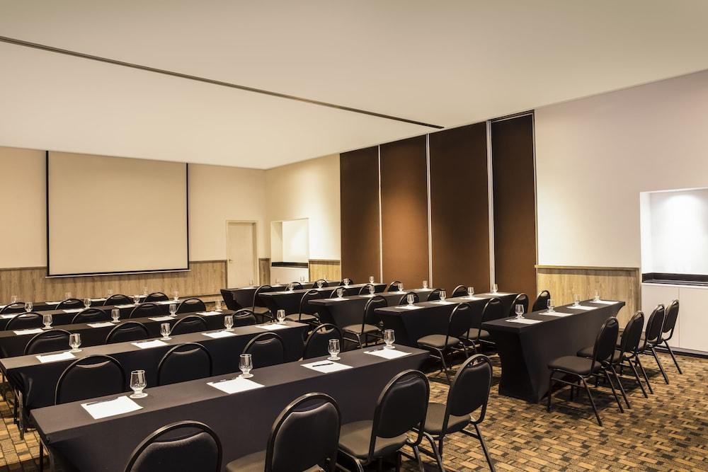 Fiesta Inn Guadalajara Expo Zapopan Kültér fotó