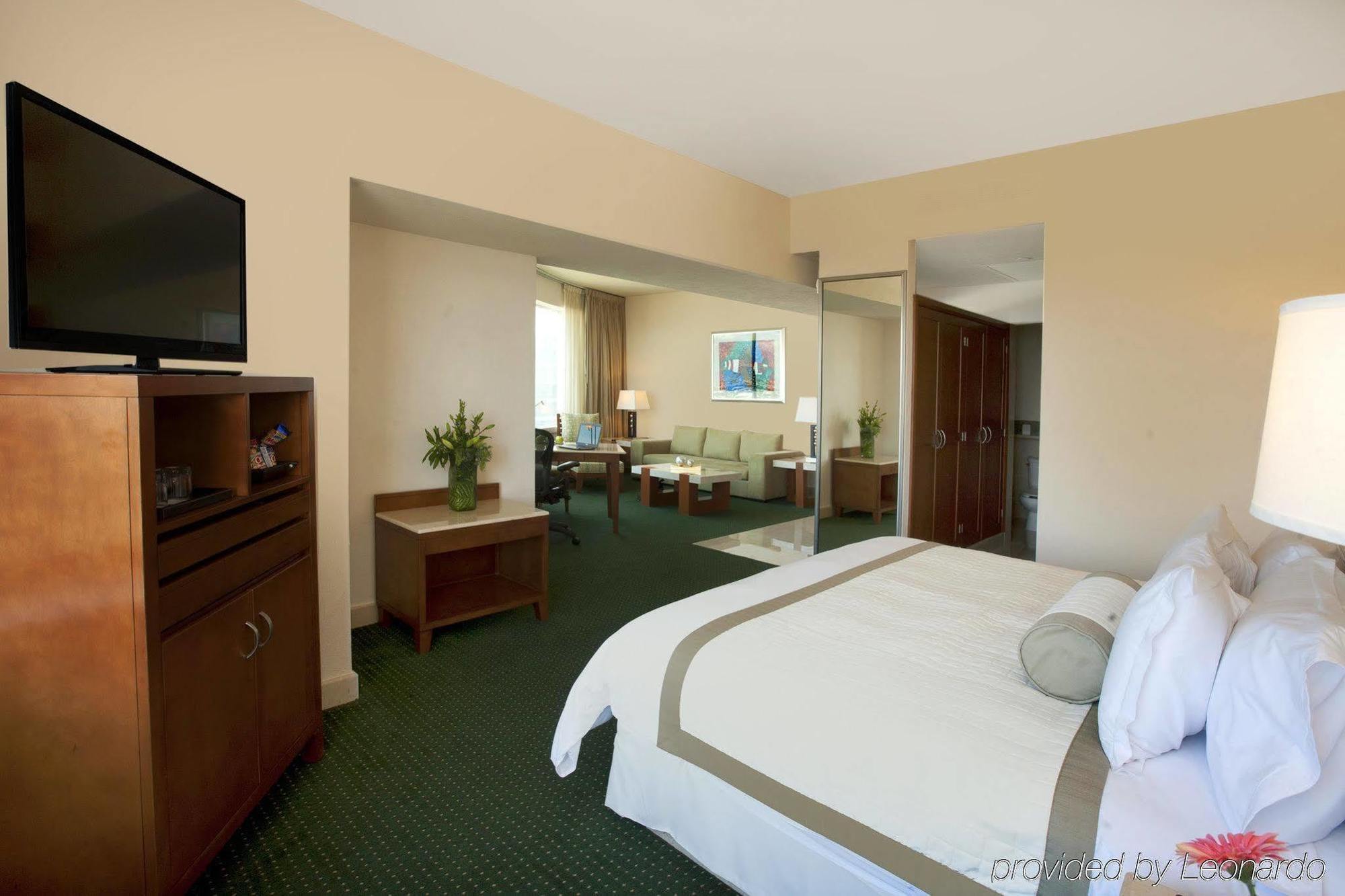 Fiesta Inn Guadalajara Expo Zapopan Kültér fotó